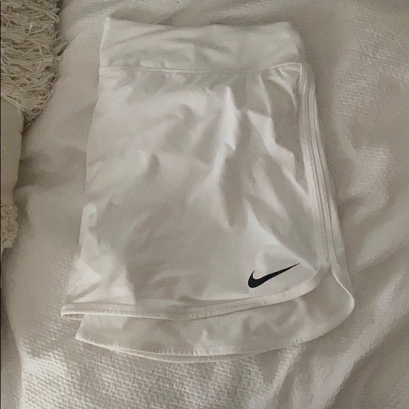 Nike tennis skirt
